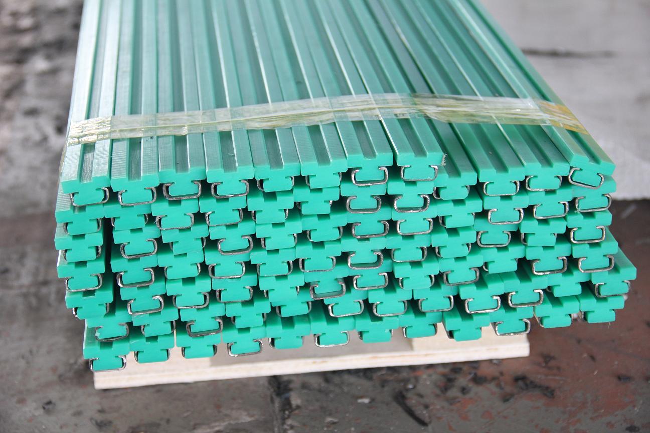 UV-Resistance, Virgin Plastic Placa UHMWPE 1000 Enginnering Wear Strip, Self Lubricating, Conveyor Wear Strips