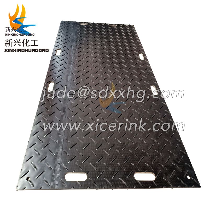 HDPE plastic ground protection mats and pathways