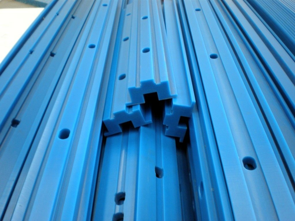 UHMWPE WEARSTRIP NECK GUIDE RAIL Chain Tracks and Guides