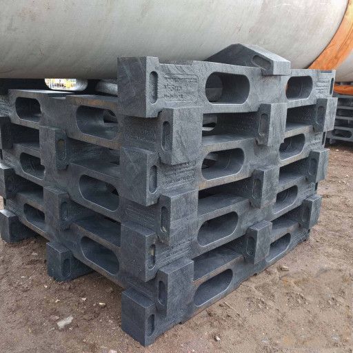 plastic pipeline skid pipe support